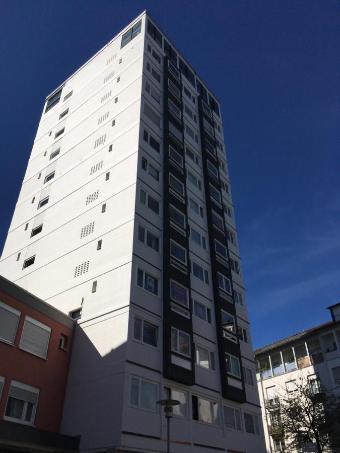 Liebevoll Renoviertes Apartment Mit Panoramablick Friedrichshafen Luaran gambar